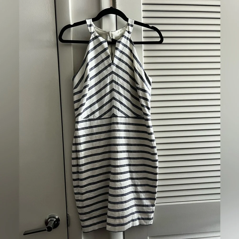 Stripe Halter‎ Sheath Dress - Picture 2 of 6